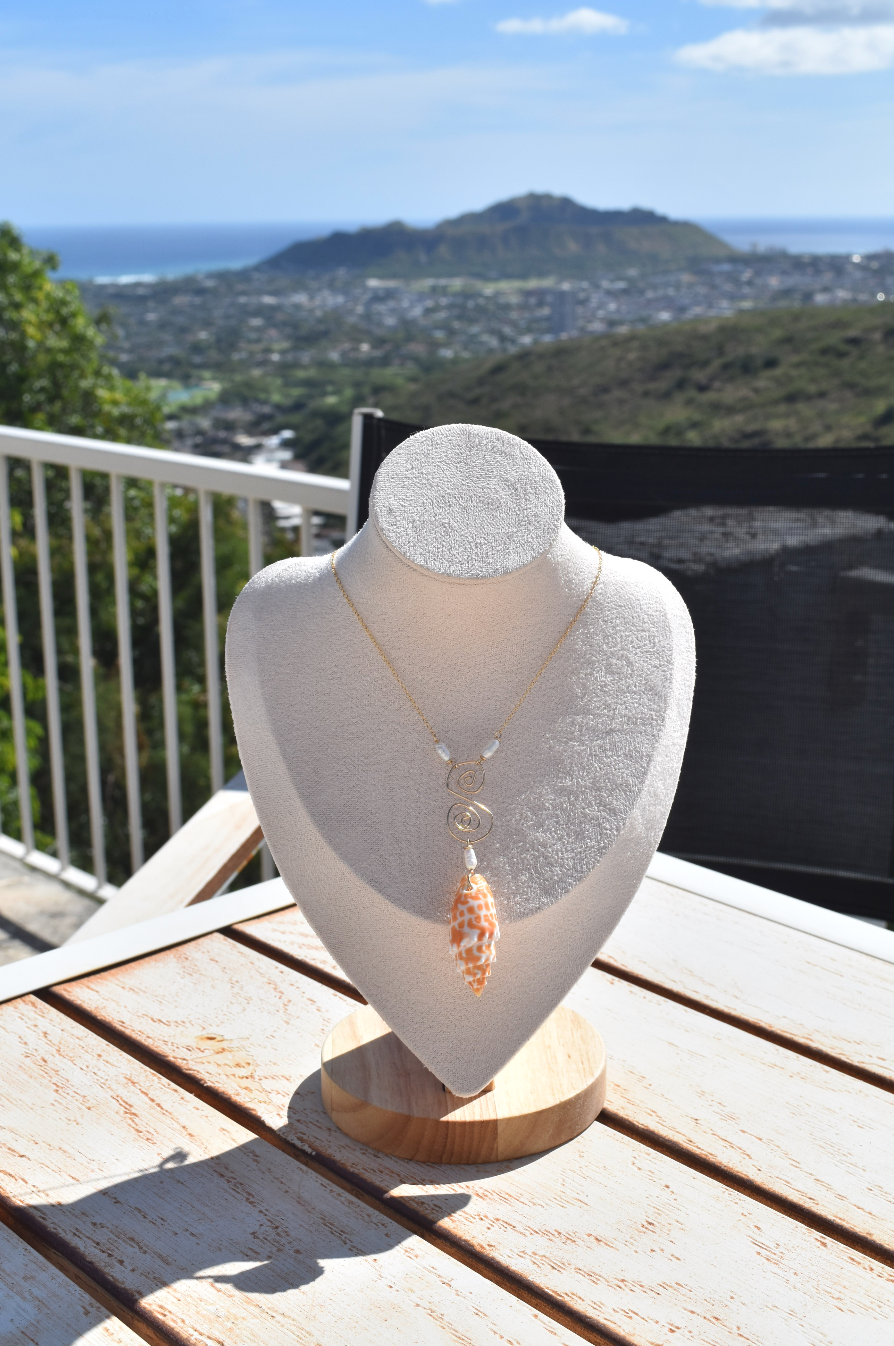 Miter Swirl Necklace