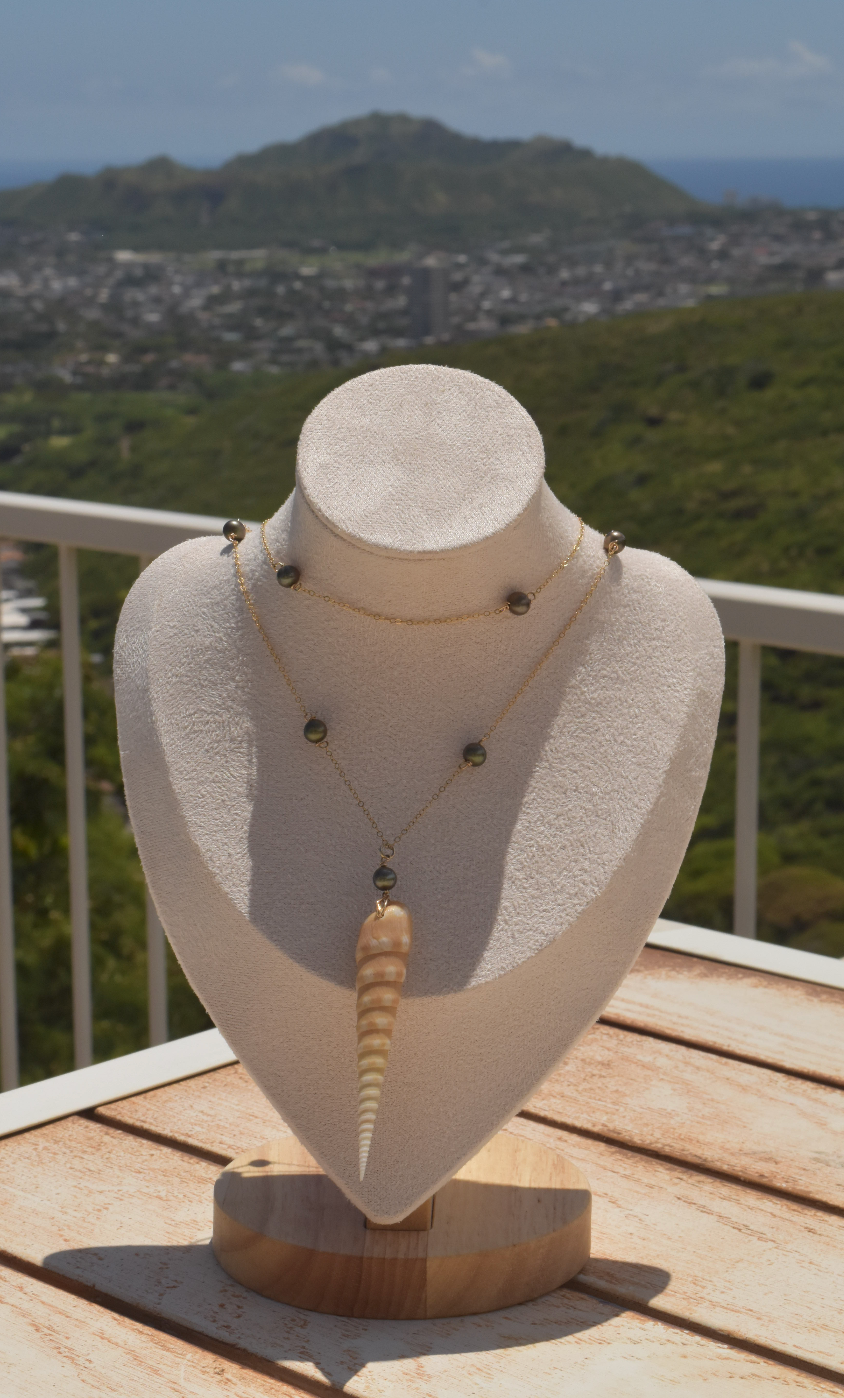 Auger Infinity Necklace