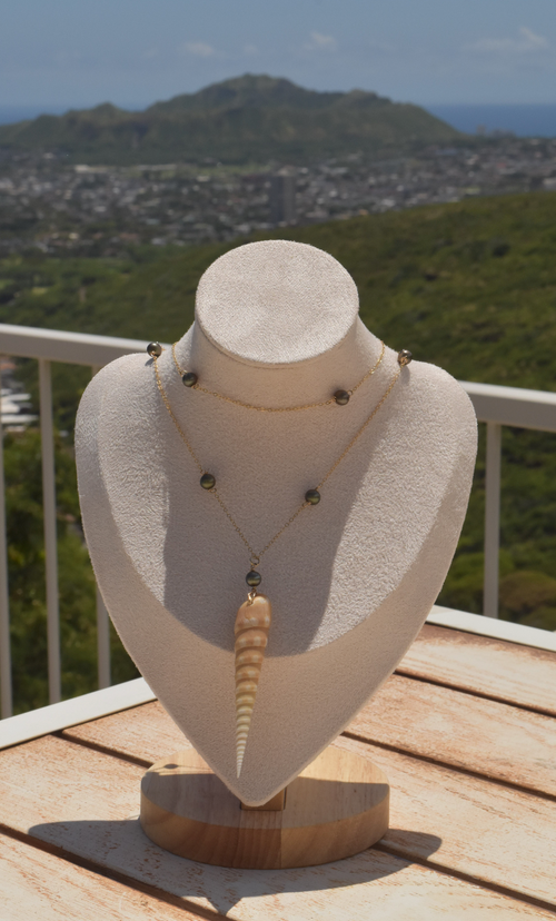 Auger Infinity Necklace