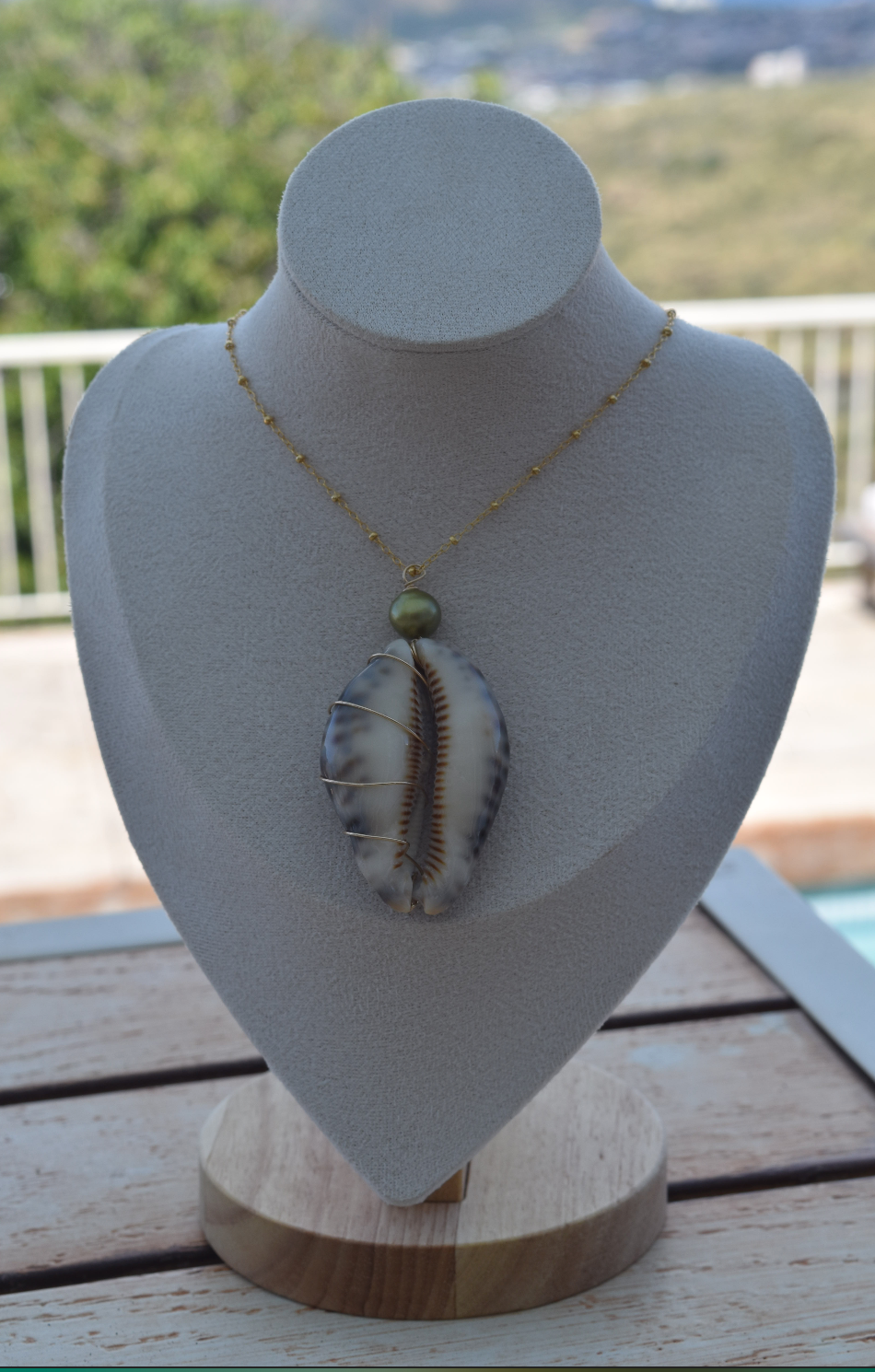 Pistachio Cowrie Necklace